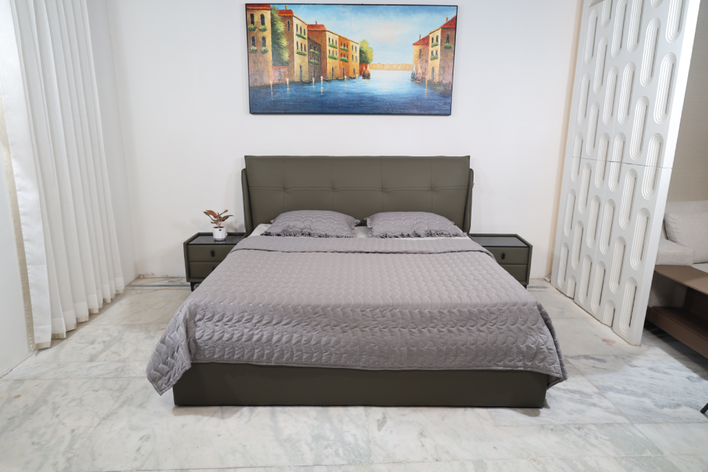 Alor King Size Bed With Hydraulic Storage